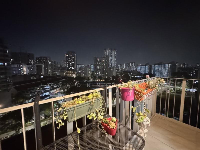 Okio, 262 BALESTIER ROAD, Balestier / Toa Payoh, 2 Bedrooms, 592 sqft, Condominium For Rent, by Joavonne Tang, 500276840 - Balcony - PropertyGuru.com.sg