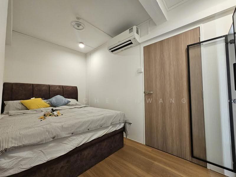 37 Jalan Rumah Tinggi, 37 Jalan Rumah Tinggi, Alexandra / Commonwealth, 3 Bedrooms, 700 sqft, HDB Flat For Rent, by Tan Chee Hwang, 500276845 - Bedroom - PropertyGuru.com.sg