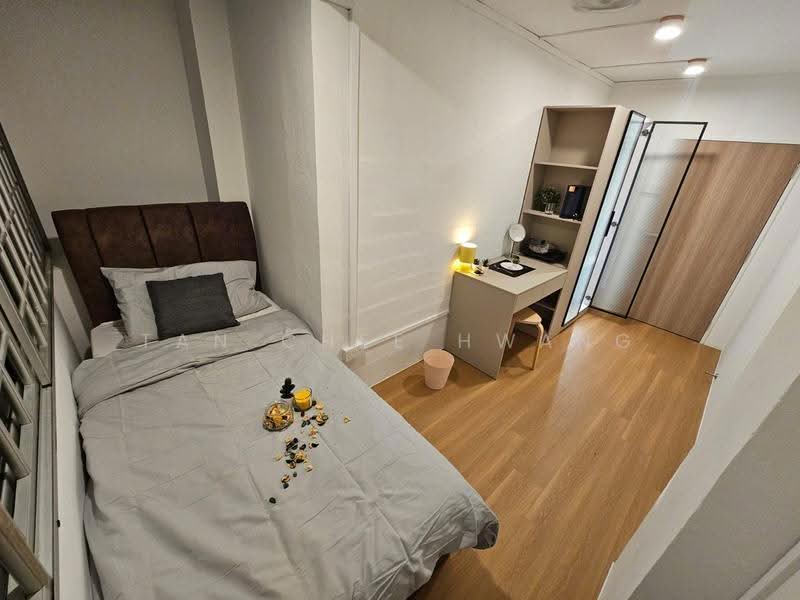37 Jalan Rumah Tinggi, 37 Jalan Rumah Tinggi, Alexandra / Commonwealth, 3 Bedrooms, 700 sqft, HDB Flat For Rent, by Tan Chee Hwang, 500276845 - Bedroom - PropertyGuru.com.sg