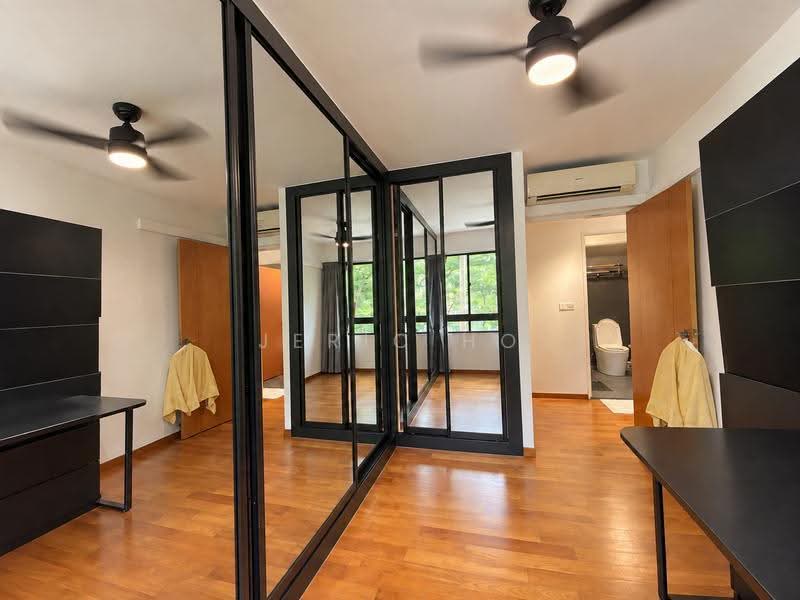 55 Havelock Road, 55 Havelock Road, Alexandra / Commonwealth, 3 Bedrooms, 1,011 sqft, HDB Flat For Rent, by Jeric Ho, 500276847 - Bedroom 2 with Murphy Bed - PropertyGuru.com.sg