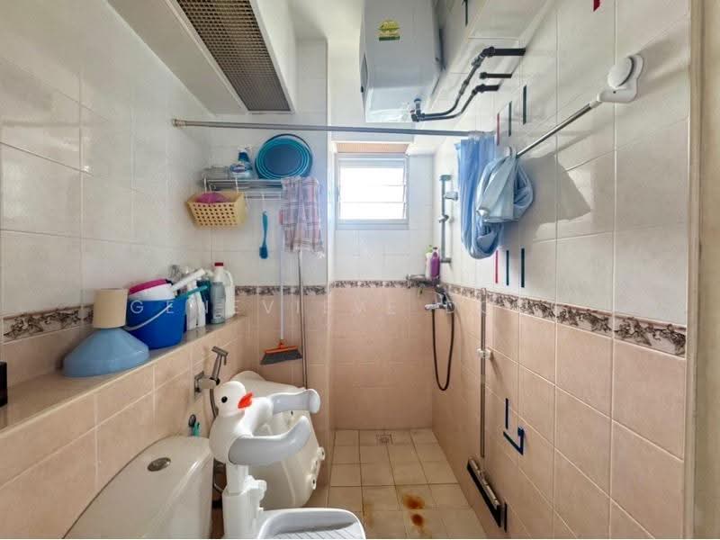 388 Bukit Batok West Avenue 5, 388 388, Dairy Farm / Bukit Panjang / Choa Chu Kang, 1 Bedroom, , HDB Flat For Rent, by Genevieve Dong, 500276867 - PropertyGuru.com.sg