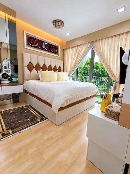 Ripple Bay, 10 Pasir Ris Link, Pasir Ris / Tampines, 4 Bedrooms, 1,238 sqft, Condominium For Sale, by Sharrbinaa M Ismaiil, 500276868 - Master Bedroom - PropertyGuru.com.sg