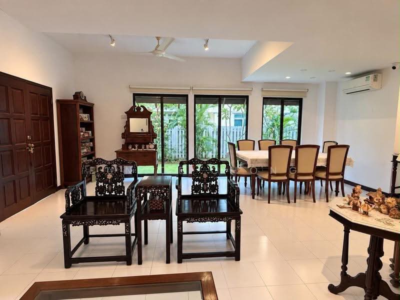 Double storey semi-detached house off Sixth Ave, Ming Teck Park, Tanglin / Holland / Bukit Timah, 4 Bedrooms, 2,500 sqft, Semi-Detached House For Rent, by Eunice Chong, 500276869 - Living Room - PropertyGuru.com.sg