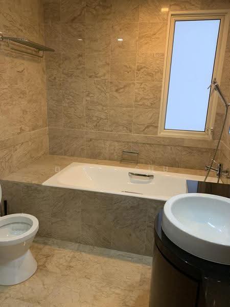 Orchard Scotts, 3 Anthony Road, Orchard / River Valley, 3 Bedrooms, 1,625 sqft, Condominium For Sale, by David Shu, 500276874 - Bathroom - PropertyGuru.com.sg