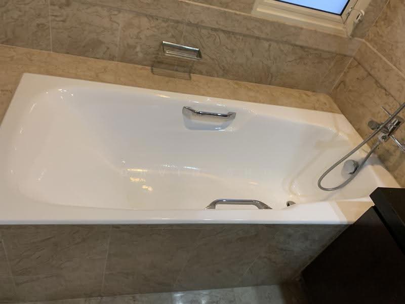 Orchard Scotts, 3 Anthony Road, Orchard / River Valley, 3 Bedrooms, 1,625 sqft, Condominium For Sale, by David Shu, 500276874 - Bathroom - PropertyGuru.com.sg