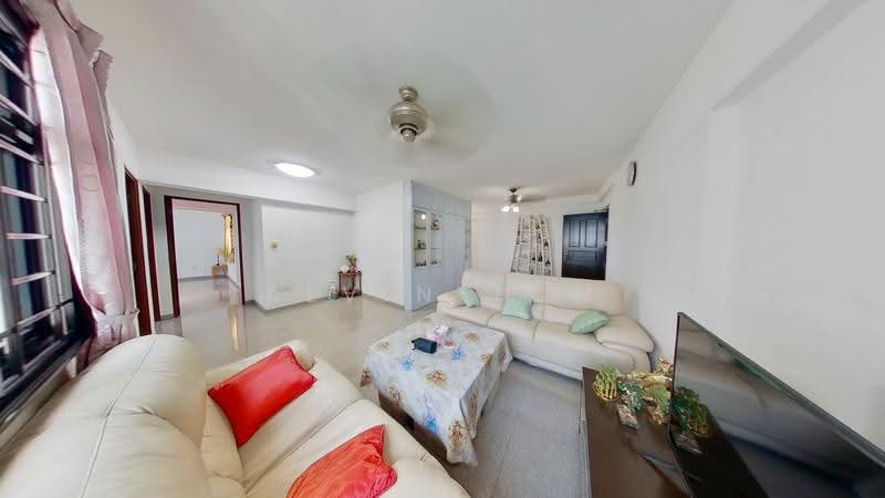 508A Wellington Circle, 508A Wellington Circle, Sembawang / Yishun, 3 Bedrooms, 969 sqft, HDB Flat For Sale, by Alvin Toh, 500276892 - Living Room - PropertyGuru.com.sg