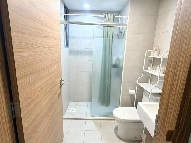 The Canopy, 85 Yishun Avenue 11, Sembawang / Yishun, 4 Bedrooms, 1,292 sqft, Condominium For Sale, by Robert Chen, 500276895 - Bathroom - PropertyGuru.com.sg