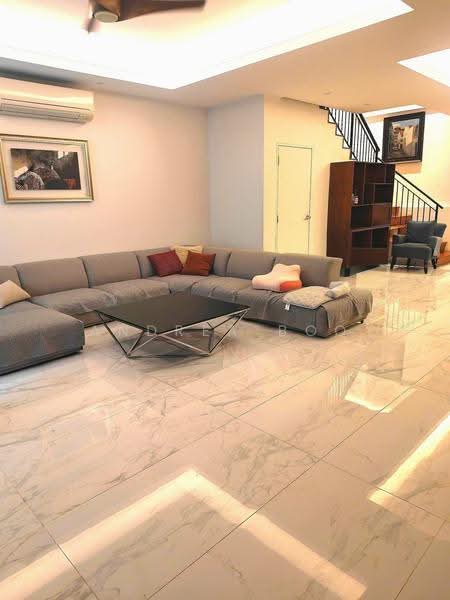 Katong 3 Storey Terrace! Move In!, East Coast / Marine Parade, 4 Bedrooms, 2,800 sqft, Terraced House For Sale, by Andrea Boo, 500276907 - Living Room - PropertyGuru.com.sg