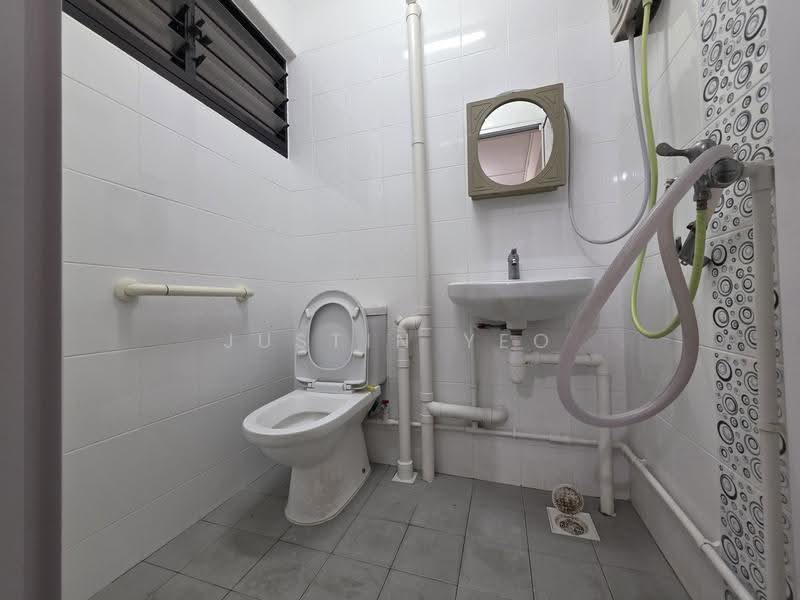 356 Hougang Avenue 7, 356 Hougang Avenue 7, Hougang / Punggol / Sengkang, 2 Bedrooms, 67 sqft, HDB Flat For Sale, by Justin Yeo, 500276910 - Bathroom - PropertyGuru.com.sg