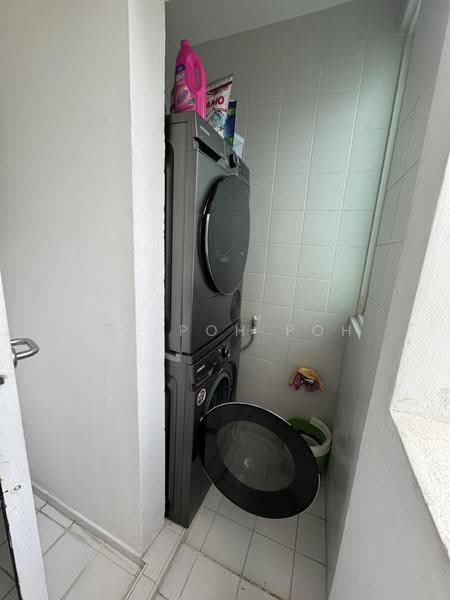 Country Park Condo, 53 Bedok Road, Bedok / Upper East Coast, 3 Bedrooms, 1,378 sqft, Condominium For Rent, by Lee Poh Poh, 500276925 - PropertyGuru.com.sg