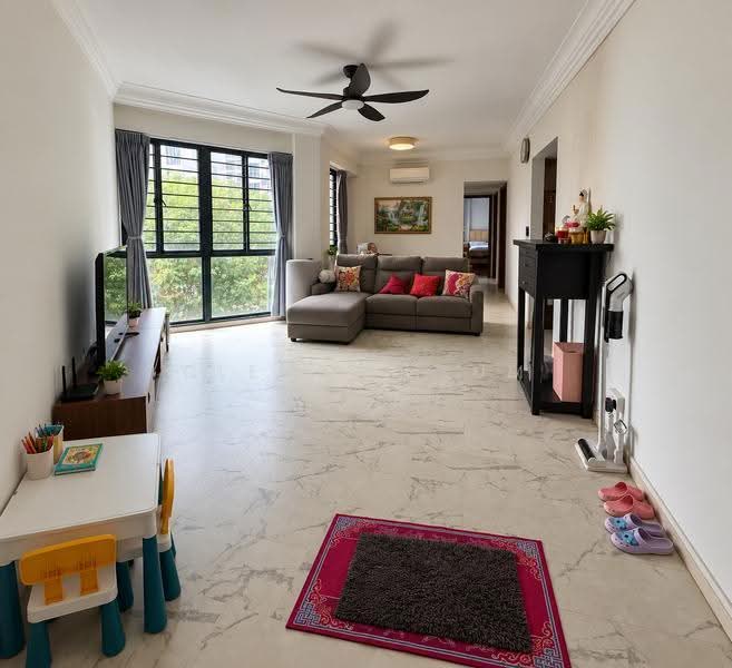 Regentville, 12 Hougang Street 92, Hougang / Punggol / Sengkang, 3 Bedrooms, 1,076 sqft, Condominium For Sale, by Clement Lum, 500276928 - Living Room - PropertyGuru.com.sg