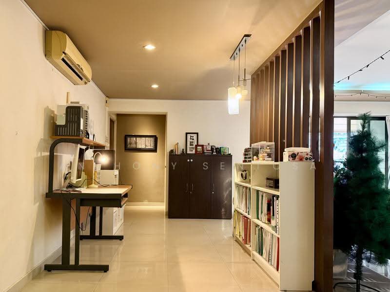 111 Rivervale Walk, 111 Rivervale Walk, Hougang / Punggol / Sengkang, 3 Bedrooms, 1,302 sqft, HDB Flat For Sale, by Anthony Sentosa, 500276930 - PropertyGuru.com.sg