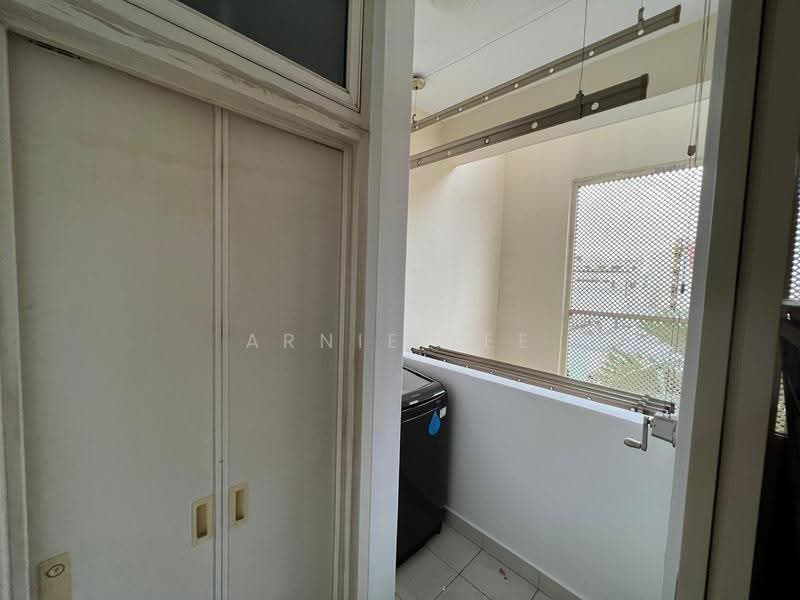 Sims Green, 7 Lorong 27A Geylang, Eunos / Geylang / Paya Lebar, 3 Bedrooms, 1,249 sqft, Apartment For Sale, by ARNIE LEE, 500276932 - Balcony - PropertyGuru.com.sg