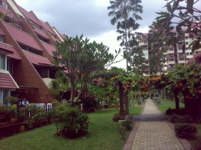 Lakepoint Condo, 8 Lakepoint Drive, Boon Lay / Jurong / Tuas, 1 Bedroom, 750 sqft, Condominium For Rent, by Kenny Tan, 500276937 - Exterior - PropertyGuru.com.sg