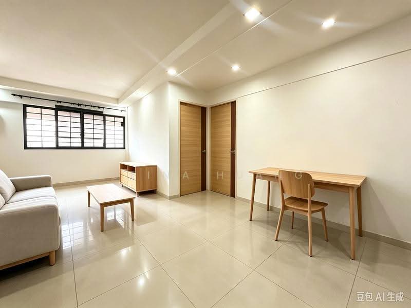 107 Yishun Ring Road, 107 Yishun Ring Road, Sembawang / Yishun, 3 Bedrooms, 1,011 sqft, HDB Flat For Sale, by Julina Huang, 500276941 - Living Room - PropertyGuru.com.sg