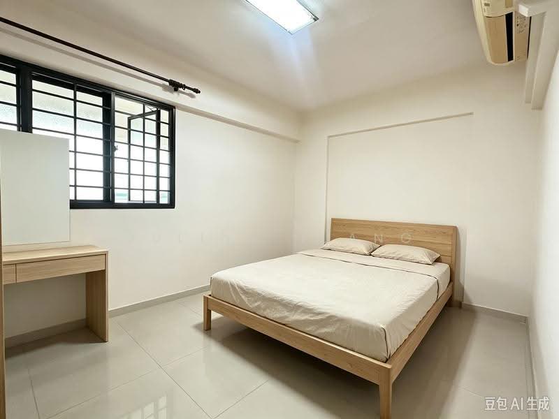 107 Yishun Ring Road, 107 Yishun Ring Road, Sembawang / Yishun, 3 Bedrooms, 1,011 sqft, HDB Flat For Sale, by Julina Huang, 500276941 - Bedroom - PropertyGuru.com.sg