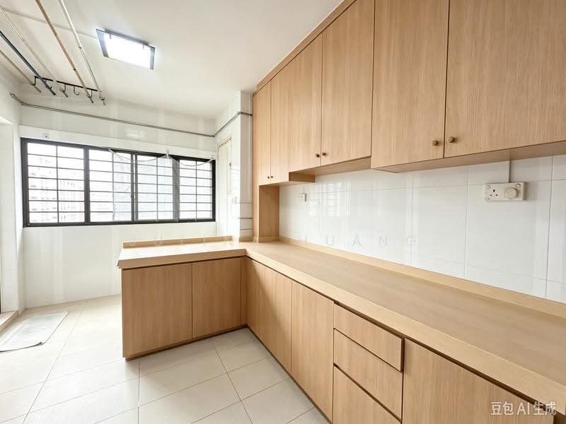 107 Yishun Ring Road, 107 Yishun Ring Road, Sembawang / Yishun, 3 Bedrooms, 1,011 sqft, HDB Flat For Sale, by Julina Huang, 500276941 - Kitchen - PropertyGuru.com.sg