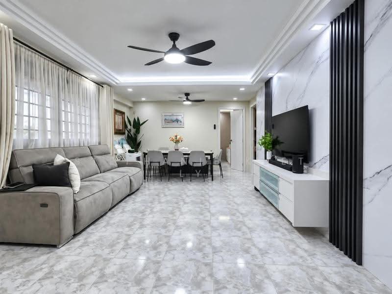 298 Tampines Street 22, 298 Tampines Street 22, Pasir Ris / Tampines, 3 Bedrooms, 990 sqft, HDB Flat For Sale, by Stephanie Kuet LY, 500276942 - Living Room - PropertyGuru.com.sg