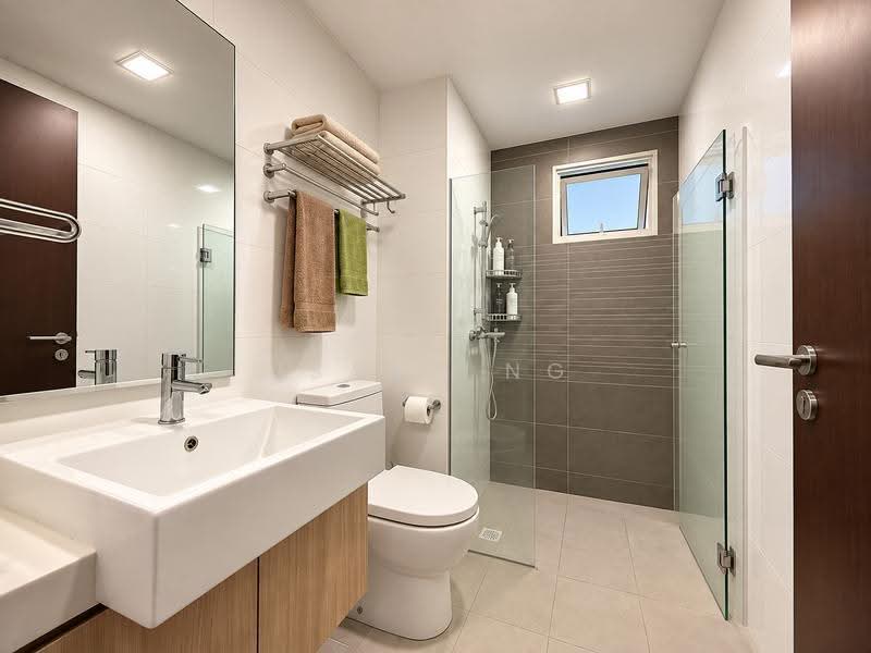 Lake Life, 2 Tao Ching Road, Boon Lay / Jurong / Tuas, 4 Bedrooms, 1,249 sqft, Condominium For Sale, by Isaac Ng, 500276954 - Bathroom - PropertyGuru.com.sg