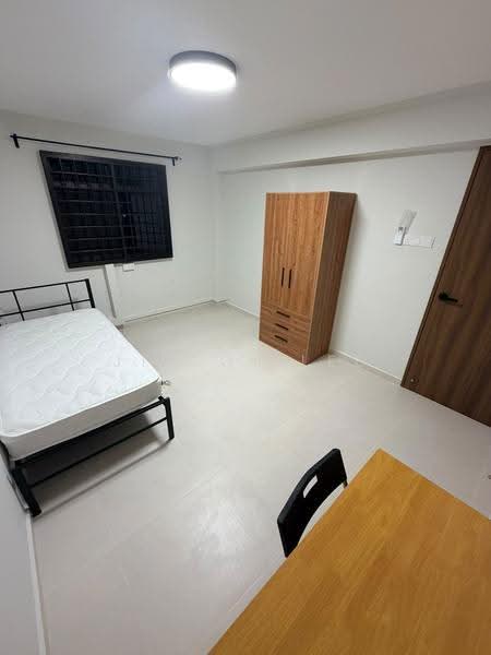 107 Jalan Bukit Merah, 107 Jalan Bukit Merah, Alexandra / Commonwealth, Room Rental, 150 sqft, HDB Flat For Rent, by Jia Qi Lee, 500276958 - Bedroom - PropertyGuru.com.sg
