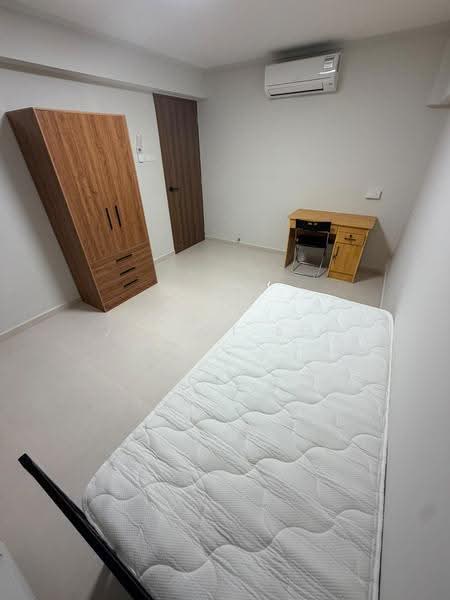 107 Jalan Bukit Merah, 107 Jalan Bukit Merah, Alexandra / Commonwealth, Room Rental, 150 sqft, HDB Flat For Rent, by Jia Qi Lee, 500276958 - Bedroom - PropertyGuru.com.sg