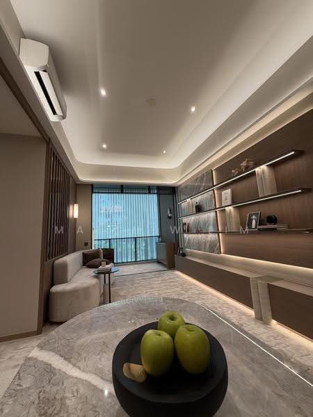 Amberwood at Holland, Tanglin / Holland / Bukit Timah, 3 Bedrooms, 872 sqft, Condominium For Sale, by Matthew Lim, 500276959 - Living Room - PropertyGuru.com.sg