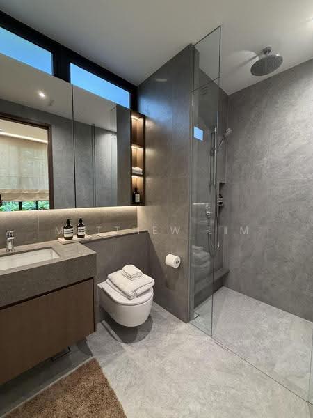 Amberwood at Holland, Tanglin / Holland / Bukit Timah, 3 Bedrooms, 872 sqft, Condominium For Sale, by Matthew Lim, 500276959 - Bathroom - PropertyGuru.com.sg