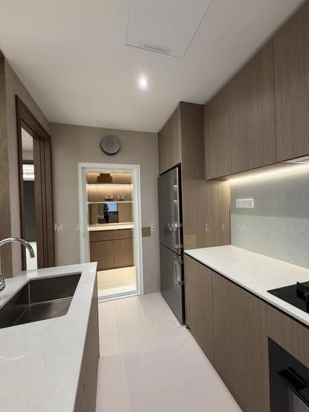 Amberwood at Holland, Tanglin / Holland / Bukit Timah, 3 Bedrooms, 872 sqft, Condominium For Sale, by Matthew Lim, 500276959 - Kitchen - PropertyGuru.com.sg