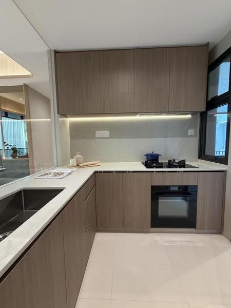 Amberwood at Holland, Tanglin / Holland / Bukit Timah, 4 Bedrooms, 1,087 sqft, Condominium For Sale, by Matthew Lim, 500276969 - Kitchen - PropertyGuru.com.sg