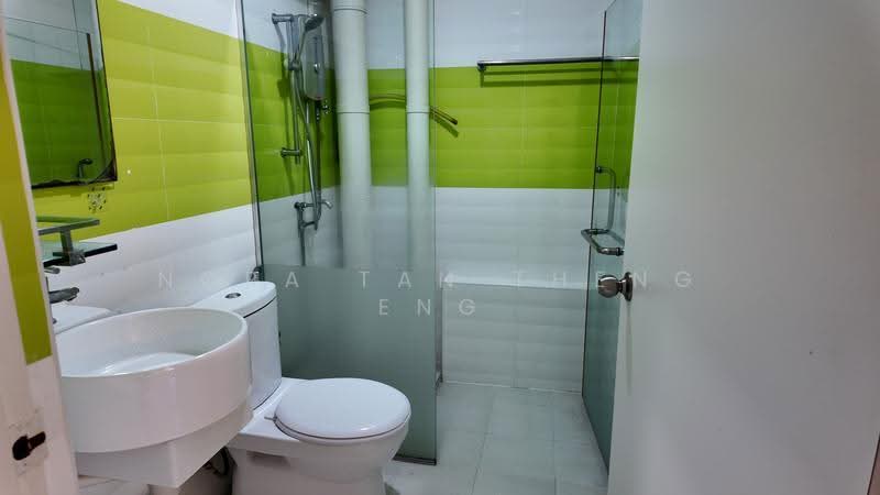 59C Geylang Bahru, 59C Geylang Bahru, Balestier / Toa Payoh, 3 Bedrooms, 1,076 sqft, HDB Flat For Sale, by Nora Tan Theng Eng, 500276973 - Bathroom - PropertyGuru.com.sg
