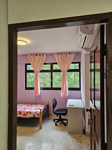 39 Upper Boon Keng Road, 39 Upper Boon Keng Road, Eunos / Geylang / Paya Lebar, Room Rental, 200 sqft, HDB Flat For Rent, by Michelle Lee, 500276984 - Bedroom - PropertyGuru.com.sg