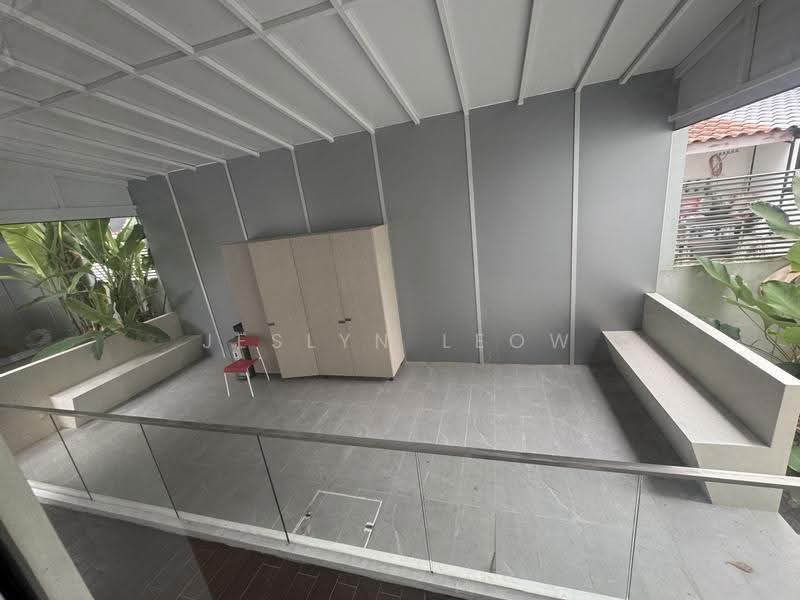 5 Hillside Drive, Hougang / Punggol / Sengkang