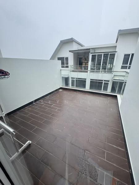 Hillsgrove, 5 Hillside Drive, Hougang / Punggol / Sengkang, 5 Bedrooms, 4,542 sqft, Cluster House For Rent, by Jeslyn Leow, 500276990 - PropertyGuru.com.sg