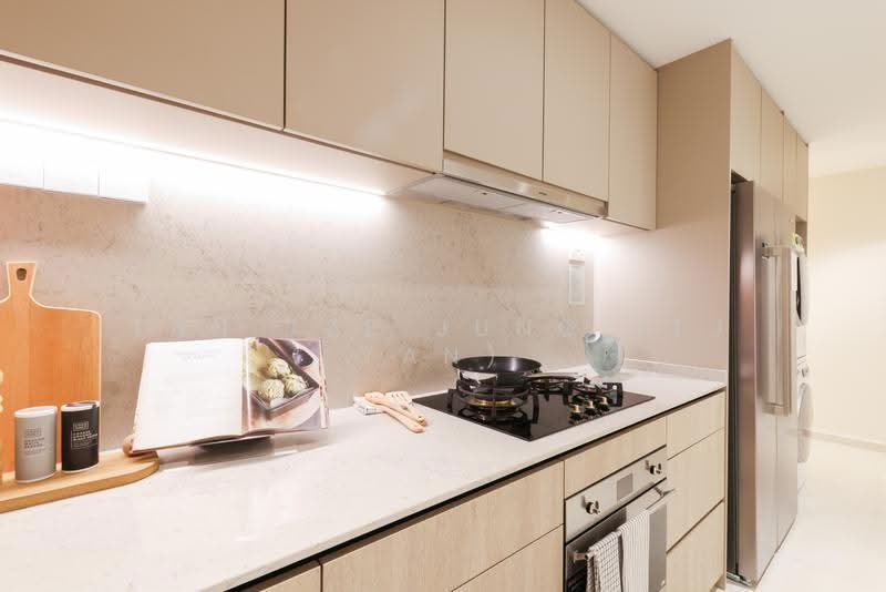 Narra Residences, 50, Dairy Farm / Bukit Panjang / Choa Chu Kang, 5 Bedrooms, 1,658 sqft, Condominium For Sale, by Tan Tze Jung (TJ Tan), 500276995 - Kitchen - PropertyGuru.com.sg