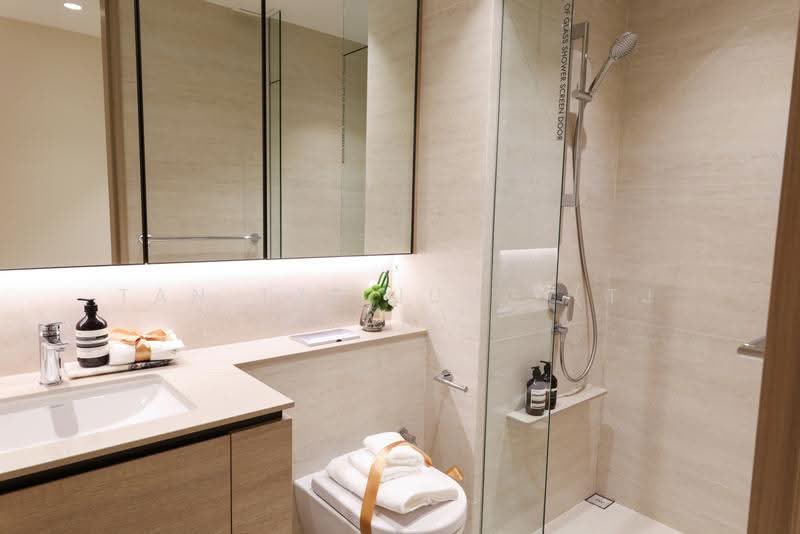 Narra Residences, 50, Dairy Farm / Bukit Panjang / Choa Chu Kang, 5 Bedrooms, 1,658 sqft, Condominium For Sale, by Tan Tze Jung (TJ Tan), 500276995 - Bathroom - PropertyGuru.com.sg