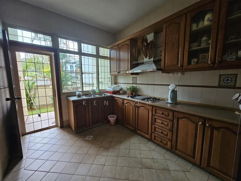 Serangoon Garden @ Semi Detached, Serangoon Garden Estate, Hougang / Punggol / Sengkang, 5 Bedrooms, 2,800 sqft, Semi-Detached House For Sale, by Ken Loh, 500277003 - Kitchen - PropertyGuru.com.sg