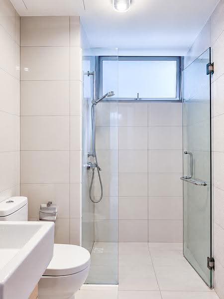Austville Residences, 11 Sengkang East Avenue, Hougang / Punggol / Sengkang, 3 Bedrooms, 1,023 sqft, Condominium For Sale, by Dylan Seng 成伟洋, 500277005 - Bathroom - PropertyGuru.com.sg
