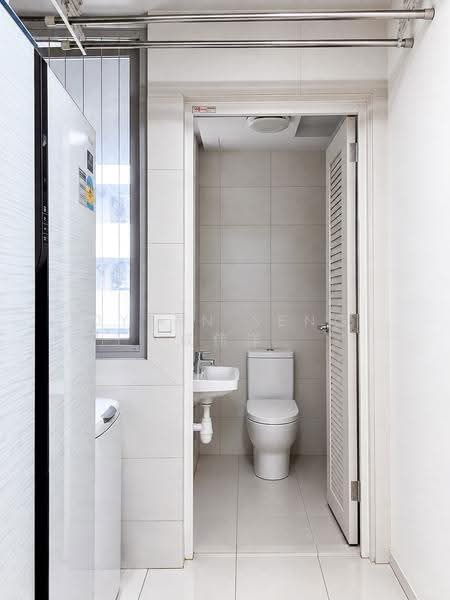 Austville Residences, 11 Sengkang East Avenue, Hougang / Punggol / Sengkang, 3 Bedrooms, 1,023 sqft, Condominium For Sale, by Dylan Seng 成伟洋, 500277005 - Bathroom - PropertyGuru.com.sg