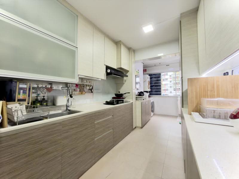945 Jurong West Street 91, 945 Jurong West Street 91, Boon Lay / Jurong / Tuas, 3 Bedrooms, 1,194 sqft, HDB Flat For Sale, by Roy Liang, 500277008 - Kitchen - PropertyGuru.com.sg