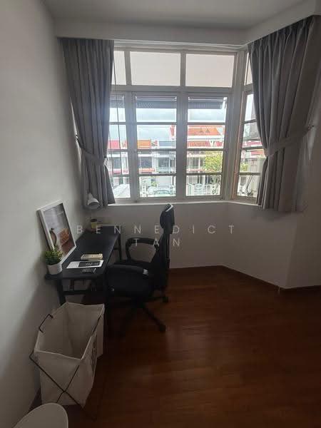 Chwee Chian View, 42 Chwee Chian View, Buona Vista / West Coast / Clementi New Town, Room Rental, 180 sqft, Terraced House For Rent, by Bennedict Tan, 500277011 - Study - PropertyGuru.com.sg