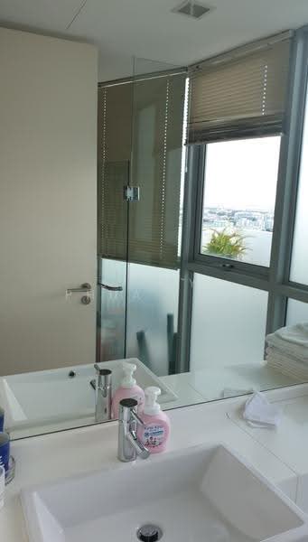 Southbank, 881 North Bridge Road, Beach Road / Bugis / Rochor, 4 Bedrooms, 3,251 sqft, Condominium For Rent, by Jimmy Phua Yian Tong, 500277051 - Bathroom - PropertyGuru.com.sg
