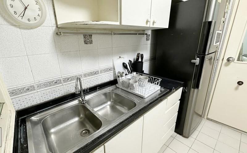 Astoria Park, 28 Lorong Mydin, Eunos / Geylang / Paya Lebar, Room Rental, 140 sqft, Condominium For Rent, by Bennedict Tan, 500277088 - Kitchen - PropertyGuru.com.sg