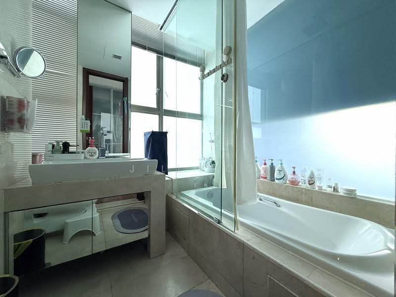 Ventuno Balmoral, 21 Balmoral Road, Tanglin / Holland / Bukit Timah, 3 Bedrooms, 1,313 sqft, Condominium For Sale, by Jill Poo, 500277107 - Bathroom - PropertyGuru.com.sg