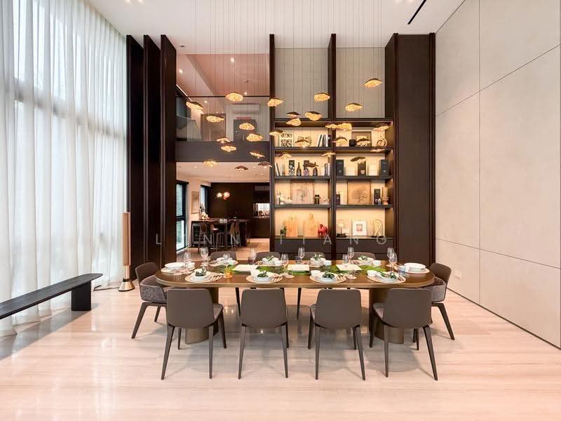 ★ GIANT ★ D15 Freehold Detached, Move-in Condition!, Margate Road, Meyer Road, Fort Road, East Coast / Marine Parade, 10+ Bedrooms, 14,800 sqft, Detached House For Sale, by Lynn Tiang, 500277114 - Dining Room - PropertyGuru.com.sg