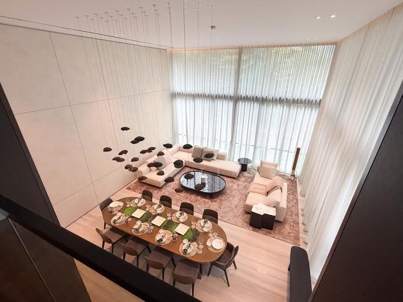 ★ GIANT ★ D15 Freehold Detached, Move-in Condition!, Margate Road, Meyer Road, Fort Road, East Coast / Marine Parade, 10+ Bedrooms, 14,800 sqft, Detached House For Sale, by Lynn Tiang, 500277114 - Living Room - PropertyGuru.com.sg