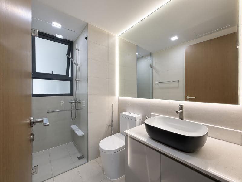Bellewaters, 17 Anchorvale Crescent, Hougang / Punggol / Sengkang, 3 Bedrooms, 926 sqft, Condominium For Rent, by Preston Tan, 500277144 - Common Bathroom - PropertyGuru.com.sg