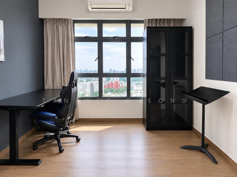 53 Strathmore Avenue, 53 Strathmore Avenue, Alexandra / Commonwealth, 2 Bedrooms, 667 sqft, HDB Flat For Sale, by Tan Wee Kheong, 500277147 - Study - PropertyGuru.com.sg