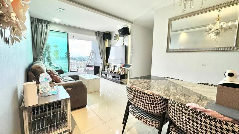 588D Ang Mo Kio Street 52, 588D Ang Mo Kio Street 52, Ang Mo Kio / Bishan / Thomson, 3 Bedrooms, 979 sqft, HDB Flat For Sale, by Keegan Chong, 500277148 - Living Room - PropertyGuru.com.sg