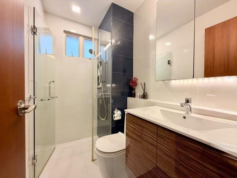 Gallop Gables, 80 Farrer Road, Tanglin / Holland / Bukit Timah, 3 Bedrooms, 1,733 sqft, Condominium For Rent, by Raycher MF Lim, 500277157 - Bathroom - PropertyGuru.com.sg