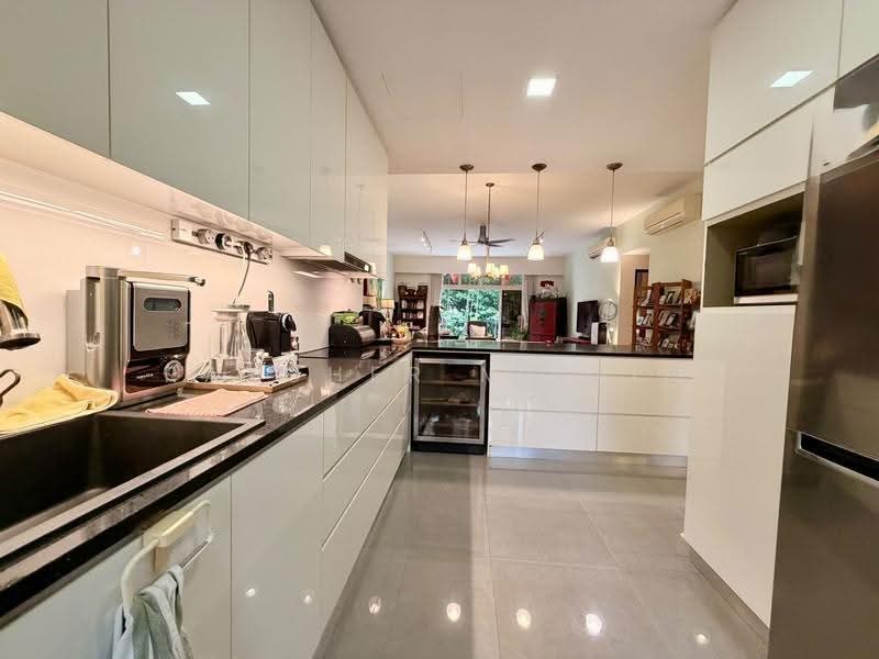 Gallop Gables, 80 Farrer Road, Tanglin / Holland / Bukit Timah, 3 Bedrooms, 1,733 sqft, Condominium For Rent, by Raycher MF Lim, 500277157 - Kitchen - PropertyGuru.com.sg